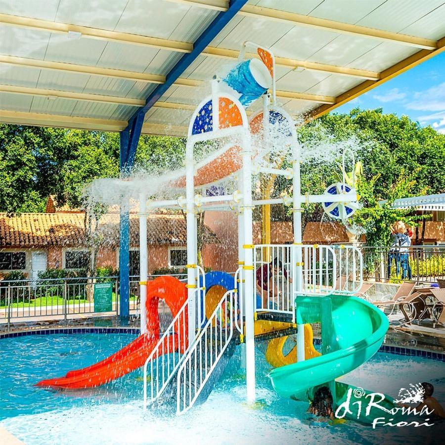 Caldas Novas - Diroma Fiori - Incluso 1 Acesso Ao Acqua Park Vulca - Oficial Bagian luar foto